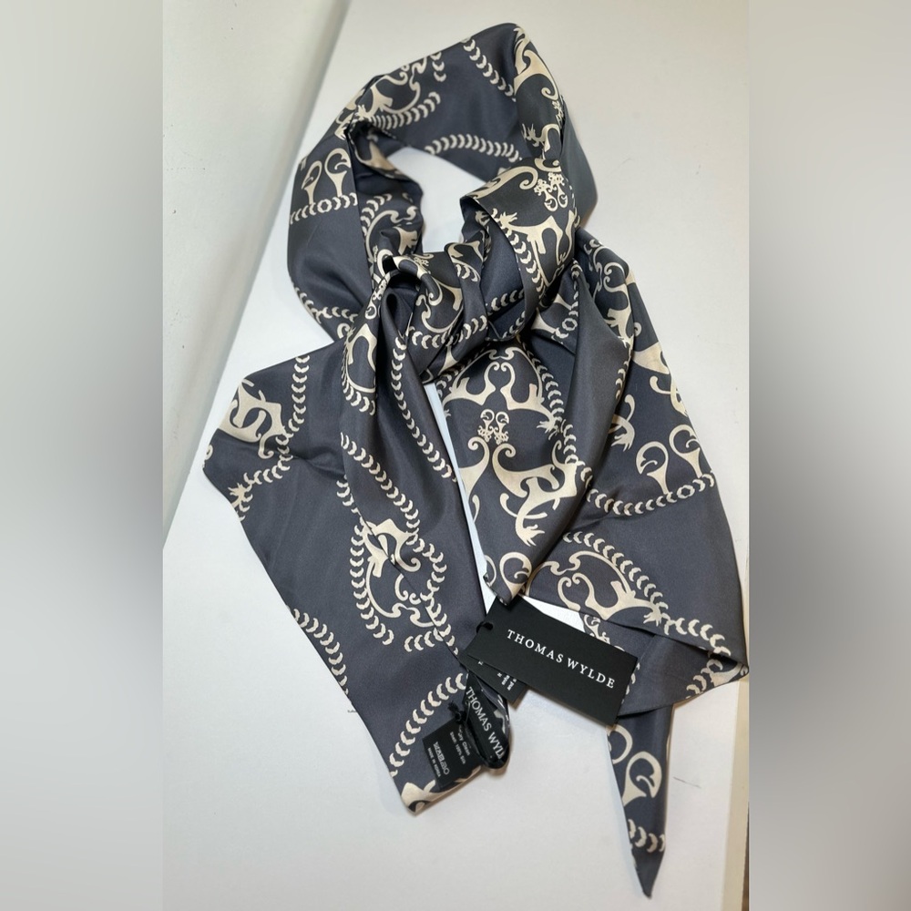 Silk scarf Thomas Wydle